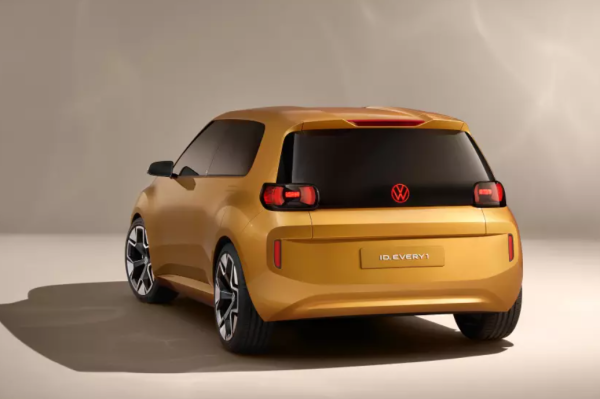 За ціною у 20 тисяч євро: Volkswagen показав міський електромобіль майбутнього
За ціною у 20 тисяч євро: Volkswagen показав міський електромобіль майбутнього