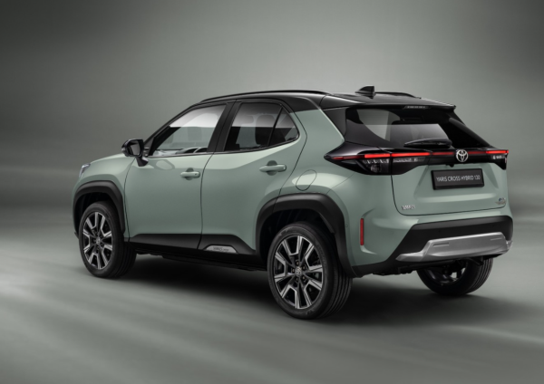 У світі ростуть черги на гібриди Toyota: у компанії назвали причину
У світі ростуть черги на гібриди Toyota: у компанії назвали причину