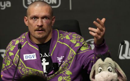 Стало известно, потеряет ли Усик пояс WBO, если откажется защищать его в бою с Паркером
Стало известно, потеряет ли Усик пояс WBO, если откажется защищать его в бою с Паркером