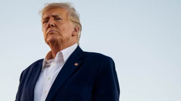 Трамп рассказал детали "хорошего и продуктивного разговора" с Путиным Трамп рассказал детали "хорошего и продуктивного разговора" с Путиным