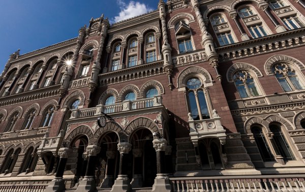 Кредити під час війни: хто отримує гроші та що змінилося для клієнтів банків
Кредити під час війни: хто отримує гроші та що змінилося для клієнтів банків