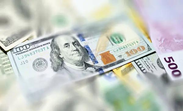 В 2024 году НБУ оштрафовал обменники на 5,65 млн грн. С начала 2025 года на 1,4 млн грн
В 2024 году НБУ оштрафовал обменники на 5,65 млн грн. С начала 2025 года на 1,4 млн грн