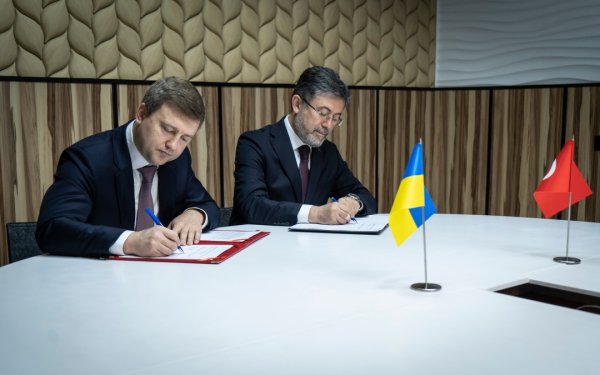 Україна і Туреччина збільшать обсяги торгівлі агропродукцією та поставки сільгосптехніки Україна і Туреччина збільшать обсяги торгівлі агропродукцією та поставки сільгосптехніки