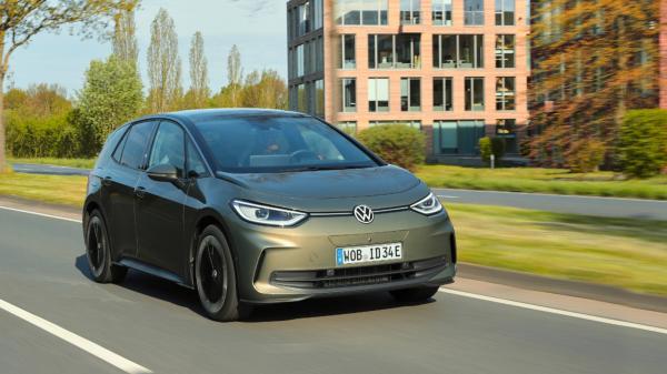 Названі найбільш популярні автомобільні марки світу: опубліковано новий рейтинг
Названі найбільш популярні автомобільні марки світу: опубліковано новий рейтинг