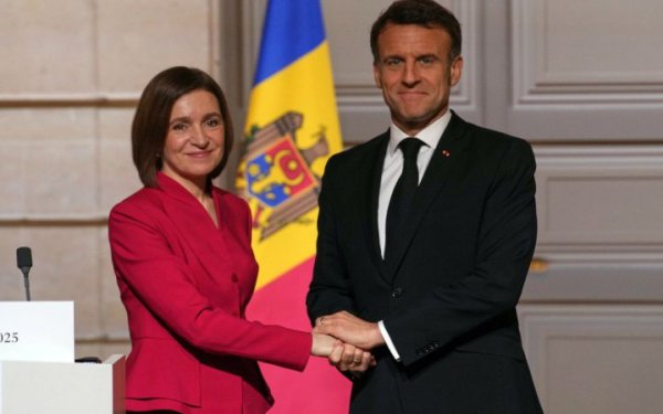 Макрон висловив стурбованість щодо "дестабілізації Молдови"
Макрон висловив стурбованість щодо "дестабілізації Молдови"