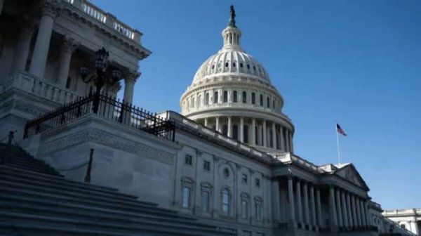 СМИ: Сенаторы США призывают использовать замороженные активы РФ для давления на Москву СМИ: Сенаторы США призывают использовать замороженные активы РФ для давления на Москву
