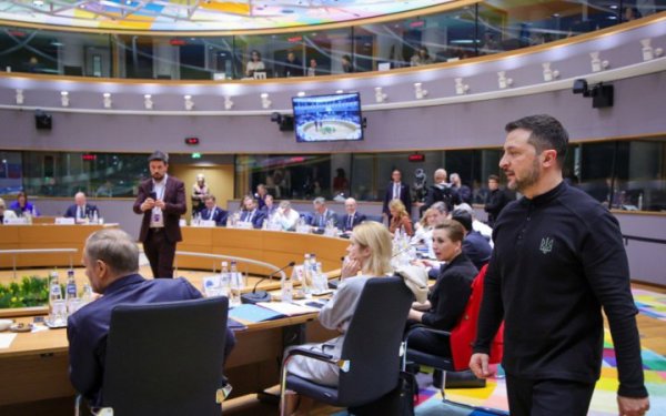 Комюніке саміту ЄС: "мир через силу" та повага до територіальної цілісності України
Комюніке саміту ЄС: "мир через силу" та повага до територіальної цілісності України