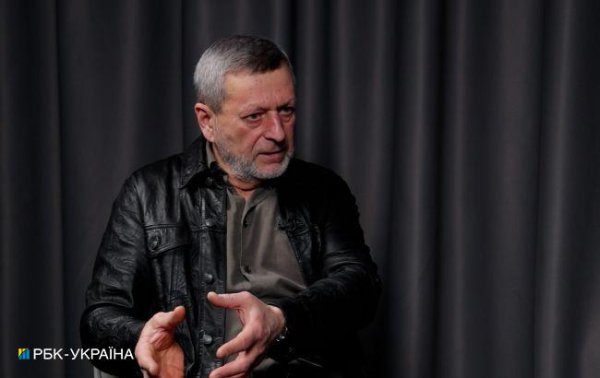 Ахтем Чийгоз: Крим – більше не курорт і не військова база, а транзитна територія
Ахтем Чийгоз: Крим – більше не курорт і не військова база, а транзитна територія