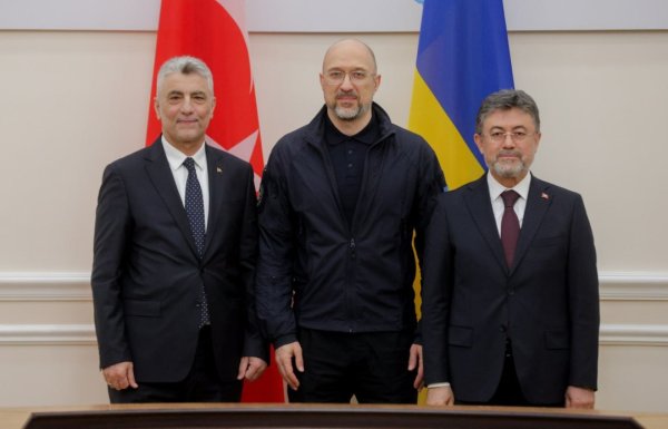 Сільське господарство і торгівля: Шмигаль зустрівся з двома турецькими міністрами Сільське господарство і торгівля: Шмигаль зустрівся з двома турецькими міністрами