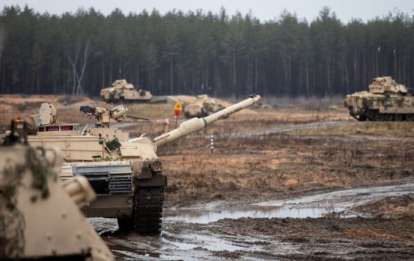 У Литві загинули солдати США: подробиці трагедії на навчаннях біля кордону з Білоруссю
У Литві загинули солдати США: подробиці трагедії на навчаннях біля кордону з Білоруссю