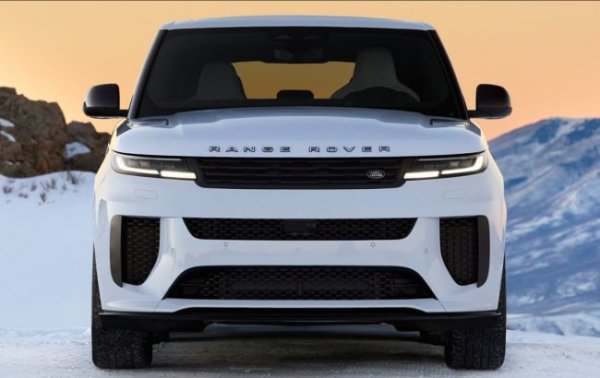 Для підкорювачів лижних трас: Range Rover Sport отримав ексклюзивну версію
Для підкорювачів лижних трас: Range Rover Sport отримав ексклюзивну версію
