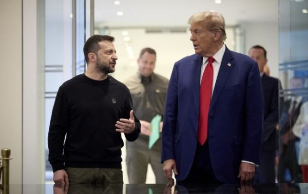 Трамп відповів на слова Зеленського щодо впливу РФ на членів команди глави Білого дому
Трамп відповів на слова Зеленського щодо впливу РФ на членів команди глави Білого дому
