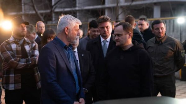 Президент Чехии посетил Одессу во время массированной российской атаки Президент Чехии посетил Одессу во время массированной российской атаки