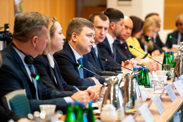 Україна і Польща готові розширити агроторгівлю Україна і Польща готові розширити агроторгівлю