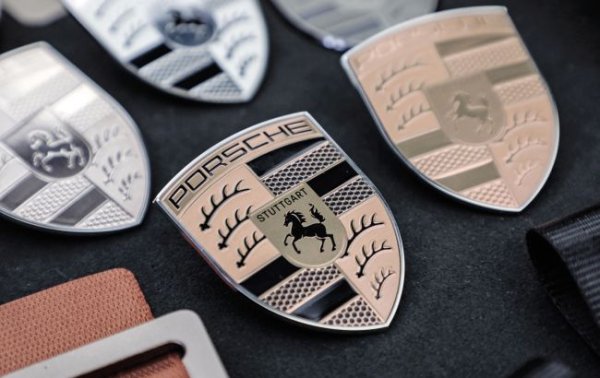 Porsche готує новий бензиновий кросовер: перші подробиці
Porsche готує новий бензиновий кросовер: перші подробиці