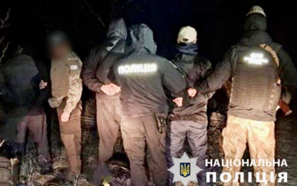 Правоохоронці викрили на Київщині схему ухилення від мобілізації
Правоохоронці викрили на Київщині схему ухилення від мобілізації
