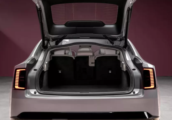 Volvo представив флагманський електромобіль ES90
Volvo представив флагманський електромобіль ES90
