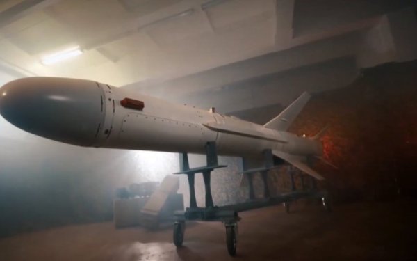 Нова ракета “Довгий Нептун” має дальність 1000 кілометрів, ‒ Зеленський
Нова ракета “Довгий Нептун” має дальність 1000 кілометрів, ‒ Зеленський