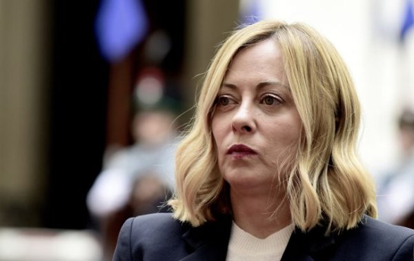 Мелоні вважає відправку європейських військ в Україну "ризикованою і неефективною"
Мелоні вважає відправку європейських військ в Україну "ризикованою і неефективною"