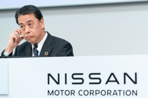 Nissan отстраняет гендиректора после провала слияния с Honda
Nissan отстраняет гендиректора после провала слияния с Honda