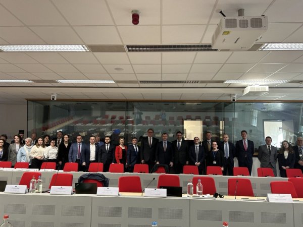 Делегації України та ЄС розпочинають широку дискусію щодо вільного переміщення товарів Делегації України та ЄС розпочинають широку дискусію щодо вільного переміщення товарів