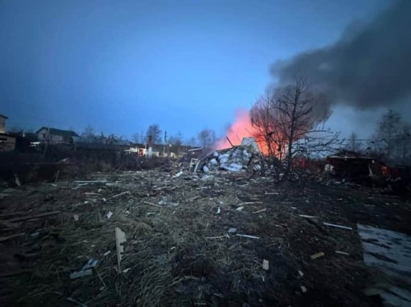 В России заявили о массированной атаке дронов на Москву: якобы сбили уже 69 БПЛА В России заявили о массированной атаке дронов на Москву: якобы сбили уже 69 БПЛА