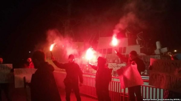 В ВМС разъяснили ситуацию с родственниками военнопленных и активистами В ВМС разъяснили ситуацию с родственниками военнопленных и активистами