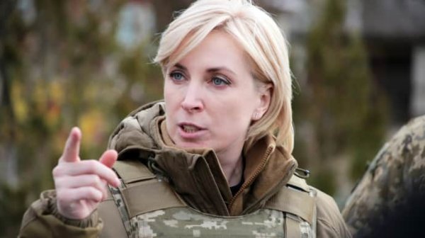 Кабмин готовится облегчить постановку на воинский учет украинцев за рубежом – Верещук Кабмин готовится облегчить постановку на воинский учет украинцев за рубежом – Верещук