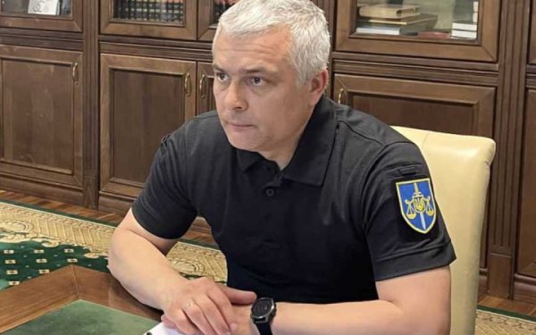 Ворог вдарив по припортовій інфраструктурі в Одесі балістичною ракетою, є постраждалі
Ворог вдарив по припортовій інфраструктурі в Одесі балістичною ракетою, є постраждалі