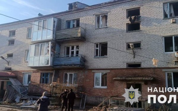 У Донецькій області росіяни вбили двох людей та ще стільки ж поранили
У Донецькій області росіяни вбили двох людей та ще стільки ж поранили