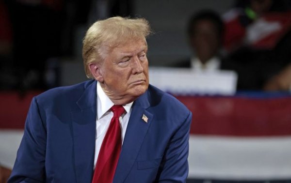Трамп визнав, що РФ може "зволікати" з мирною угодою щодо України
Трамп визнав, що РФ може "зволікати" з мирною угодою щодо України