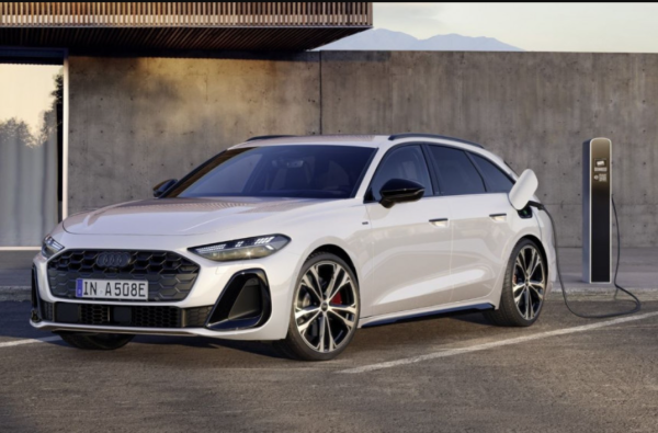 Audi представила одразу два плагін-гібриди: ціни та характеристики новинок
Audi представила одразу два плагін-гібриди: ціни та характеристики новинок