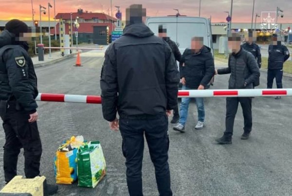 В Украину экстрадировали застройщика, который обманул инвесторов 42 новостроек Киева