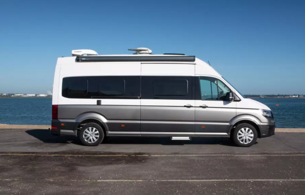 Volkswagen перетворив комерційний Crafter у будинок на колесах: подробиці
Volkswagen перетворив комерційний Crafter у будинок на колесах: подробиці