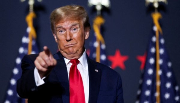 Трамп видав указ про підвищення мита на імпорт з Китаю до 20% Трамп видав указ про підвищення мита на імпорт з Китаю до 20%