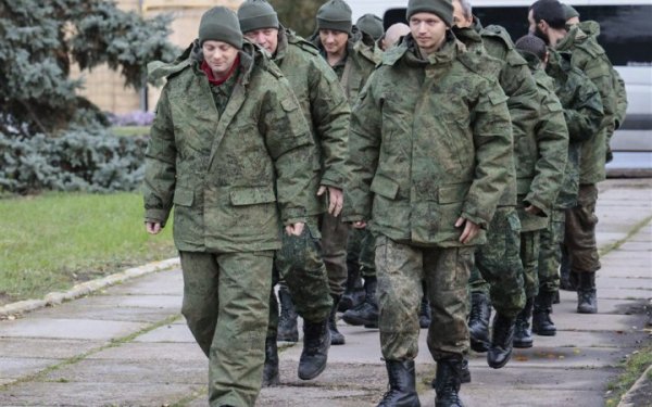 Волошин: Росія формує штурмовий батальйон із хворих на гепатит та ВІЛ
Волошин: Росія формує штурмовий батальйон із хворих на гепатит та ВІЛ