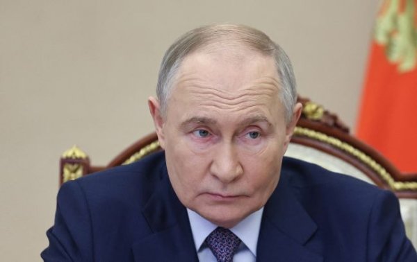 Треба дати зрозуміти Путіну - США готові перетворити його та РФ на "корм для риб", - сенатор
Треба дати зрозуміти Путіну - США готові перетворити його та РФ на "корм для риб", - сенатор