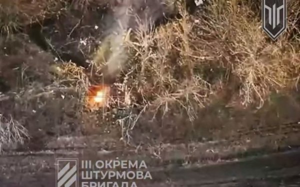 Бійці Сил оборони знищили польовий склад з боєкомплектом росіян на Харківщині
Бійці Сил оборони знищили польовий склад з боєкомплектом росіян на Харківщині