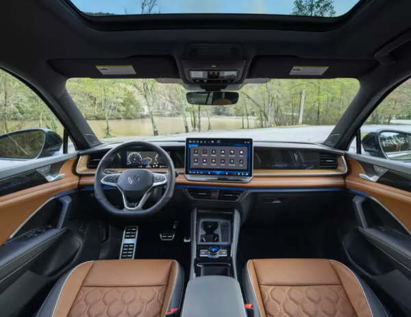 Кросовер Volkswagen Tiguan отримав новий потужний двигун: подробиці
Кросовер Volkswagen Tiguan отримав новий потужний двигун: подробиці