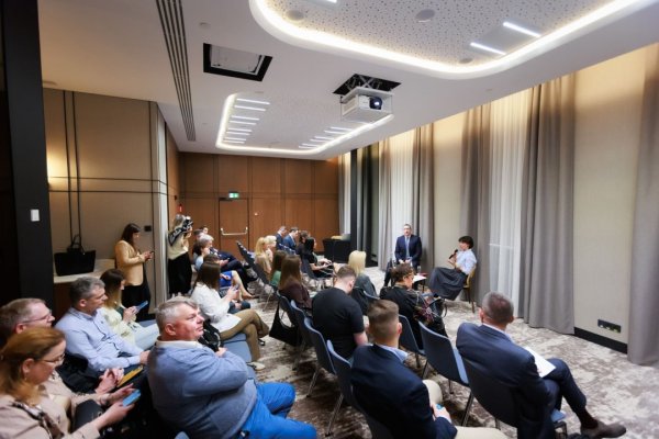 Чернишов зустрівся з представниками Європейської бізнес-асоціації Чернишов зустрівся з представниками Європейської бізнес-асоціації