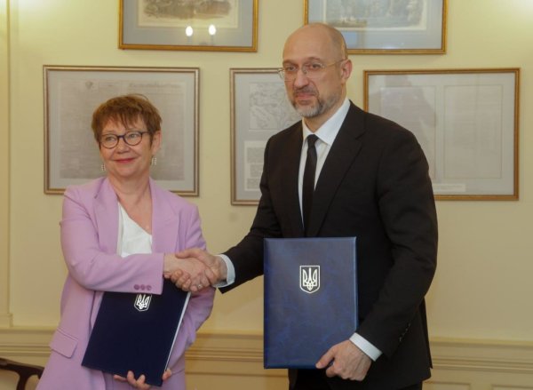 Україна підписала з ЄБРР договір про посилення енергетичної стійкості Україна підписала з ЄБРР договір про посилення енергетичної стійкості