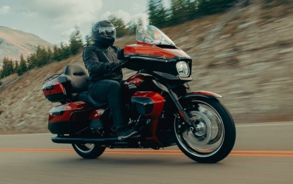 Harley-Davidson може стати банкрутом через торгові війни США та ЄС
Harley-Davidson може стати банкрутом через торгові війни США та ЄС