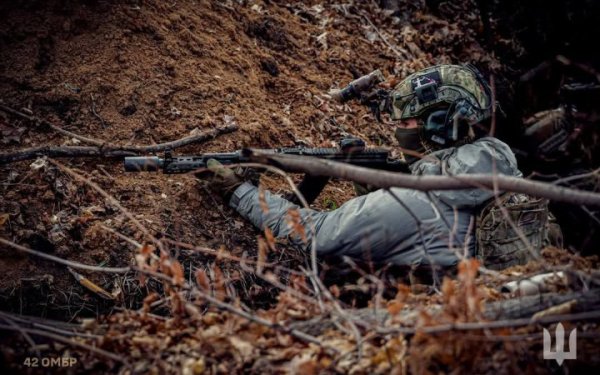 Генштаб: на Покровському та Лиманському напрямках відбулось понад половини боєзіткнень з початку доби
Генштаб: на Покровському та Лиманському напрямках відбулось понад половини боєзіткнень з початку доби