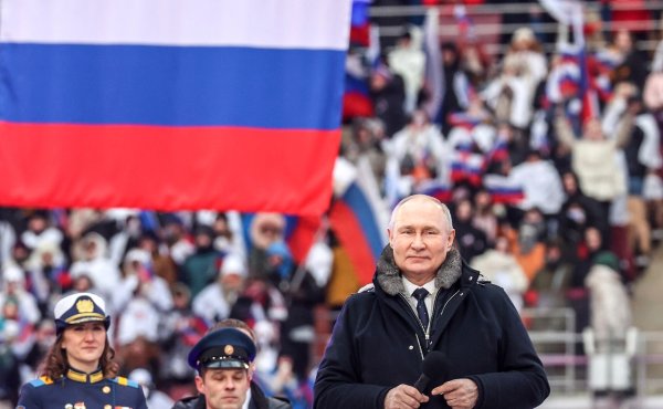"Якщо Трамп хороший, значить Трамп хороший". Як у РФ пояснюють несподівану дружбу з США
"Якщо Трамп хороший, значить Трамп хороший". Як у РФ пояснюють несподівану дружбу з США