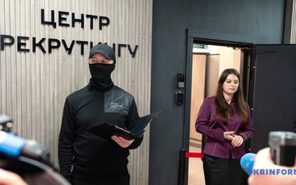 Начальник ГУР Міноборони Кирило Буданов відкрив Центр рекрутингу воєнної розвідки
Начальник ГУР Міноборони Кирило Буданов відкрив Центр рекрутингу воєнної розвідки