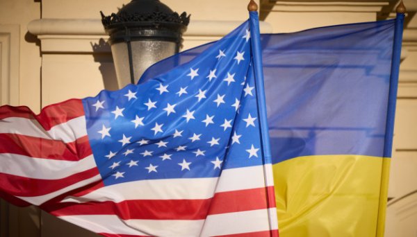 Уряд оприлюднив текст меморандуму щодо угоди про економічне партнерство між Україною та США Уряд оприлюднив текст меморандуму щодо угоди про економічне партнерство між Україною та США