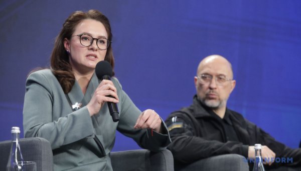 Митний удар Трампа: нокдаун для світової економіки чи постріл у ногу США? Митний удар Трампа: нокдаун для світової економіки чи постріл у ногу США?