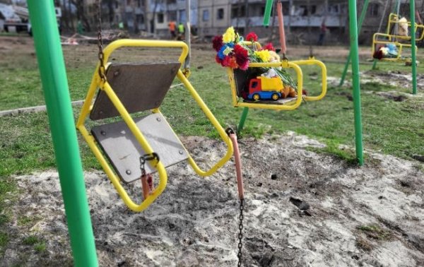 Ніяких офіцерів НАТО. З'явилося відео з ресторану в Кривому Розі під час удару
Ніяких офіцерів НАТО. З'явилося відео з ресторану в Кривому Розі під час удару