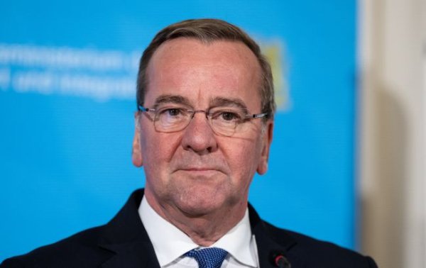 Німеччина і десять країн створили нову коаліцію для допомоги Україні: чим вона займеться
Німеччина і десять країн створили нову коаліцію для допомоги Україні: чим вона займеться
