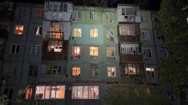 Россияне массированно атаковали Одессу БпЛА: возникли пожары, есть пострадавшие Россияне массированно атаковали Одессу БпЛА: возникли пожары, есть пострадавшие
